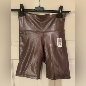 Old Navy Extra High Rise Powersoft Leggings NWT size M